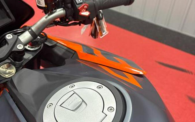 2024 KTM 1290 Super Duke GT