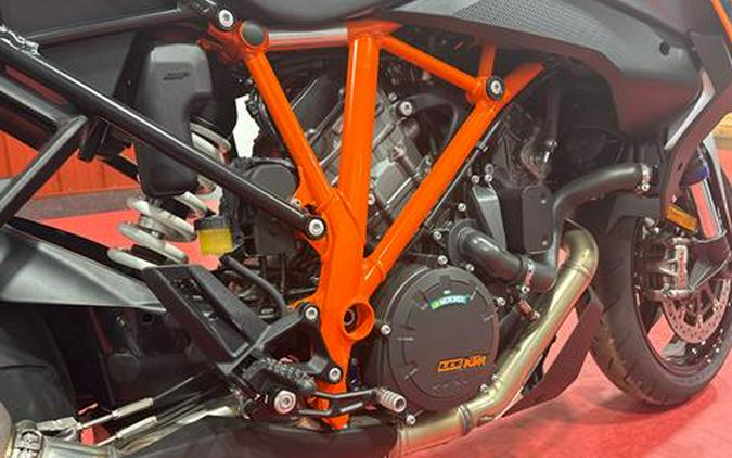 2024 KTM 1290 Super Duke GT