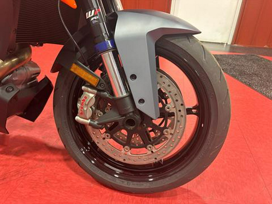 2024 KTM 1290 Super Duke GT