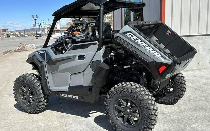 2023 Polaris® GENERAL XP 1000 PREMIUM - AVALANCHE GRAY Premium