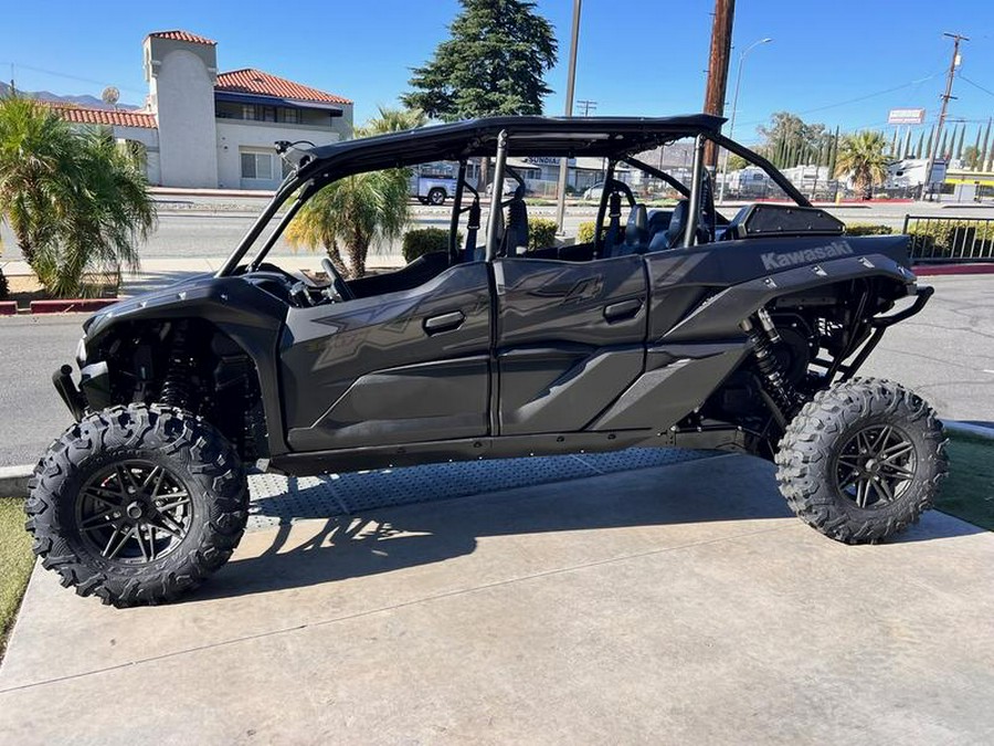 2025 Kawasaki Teryx® KRX4™ 1000 Blackout Edition