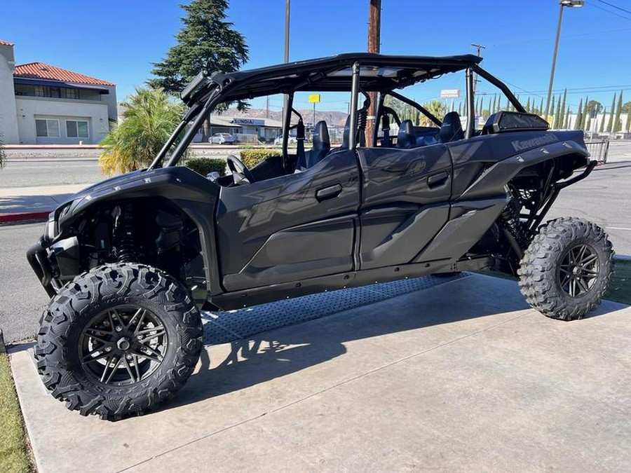 2025 Kawasaki Teryx® KRX4™ 1000 Blackout Edition