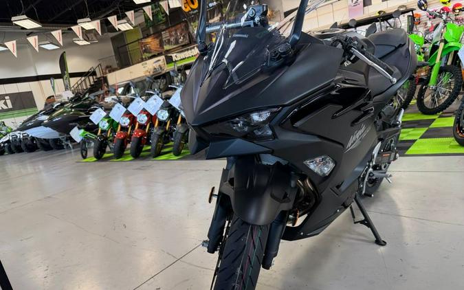 2026 Kawasaki Ninja® 500 ABS