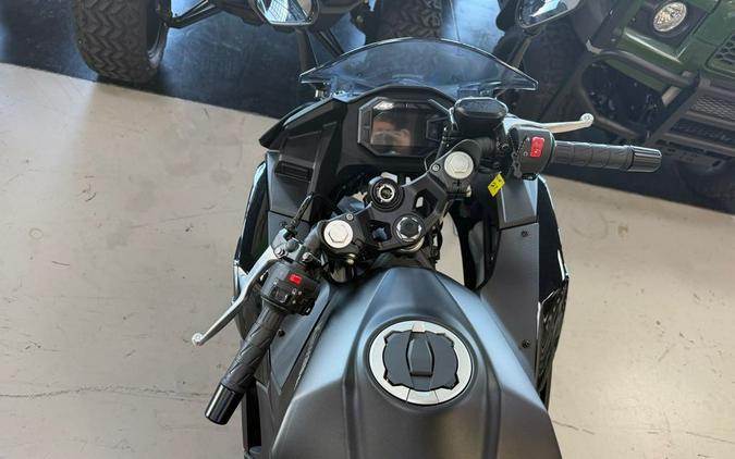 2026 Kawasaki Ninja® 500 ABS