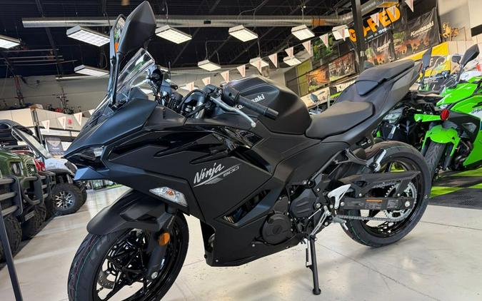 2026 Kawasaki Ninja® 500 ABS