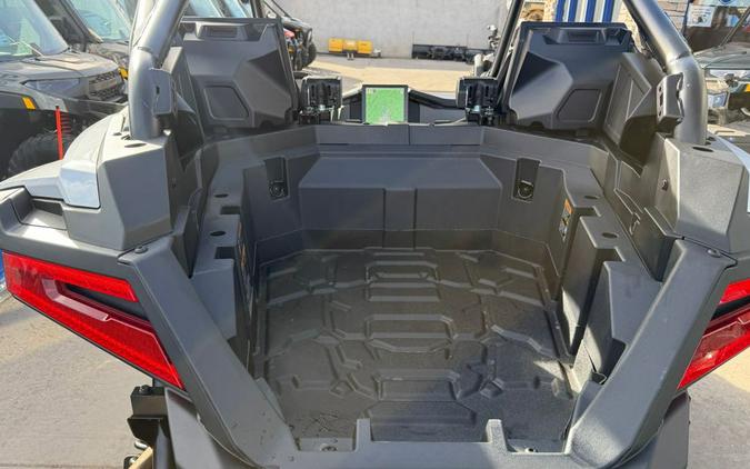 2026 Polaris RZR PRO R ULTIMATE GHOST WHITE METALLIC