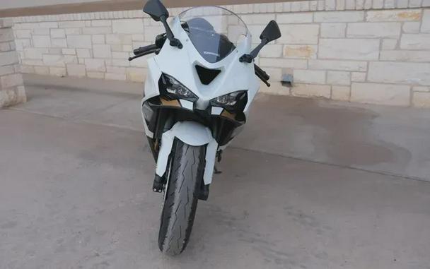 2026 KAWASAKI NINJA ZX6R