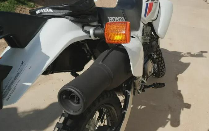 2025 HONDA XR650L WHITE