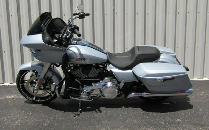 2025 Harley-Davidson® FLTRX - Road Glide®