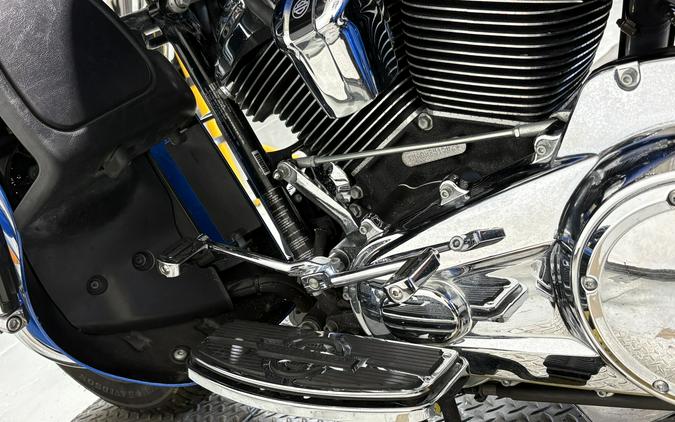 2017 Harley-Davidson® Tri Glide® Ultra Custom Colour Bonneville Blue/Fathom Blue