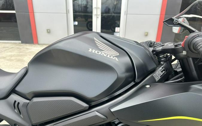 2026 Honda CBR650R E-Clutch