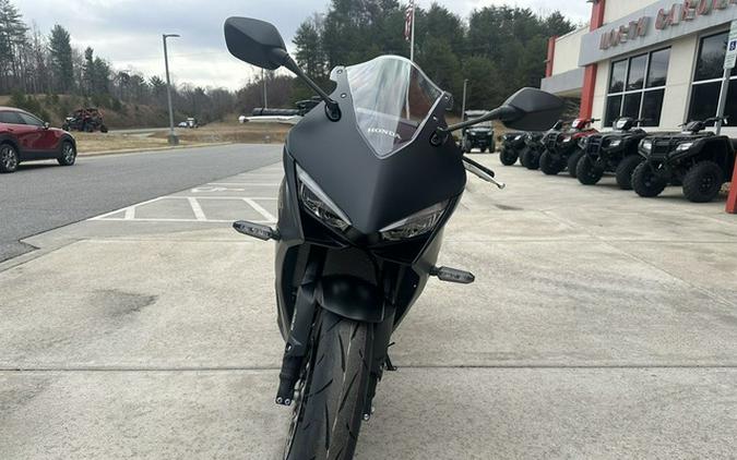 2026 Honda CBR650R E-Clutch
