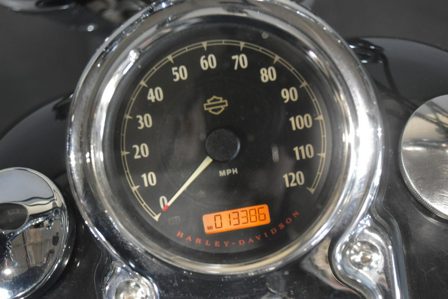 2016 Harley-Davidson Switchback Vivid Black
