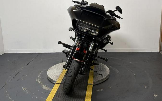 2018 Harley-Davidson® FLTRXSE - CVO™ Road Glide®