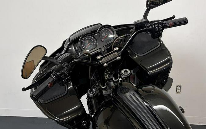 2018 Harley-Davidson® FLTRXSE - CVO™ Road Glide®