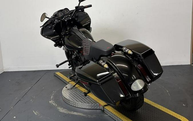 2018 Harley-Davidson® FLTRXSE - CVO™ Road Glide®