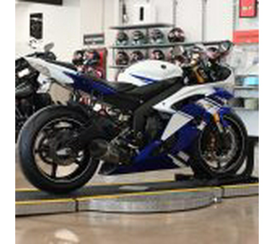 2014 Yamaha R6