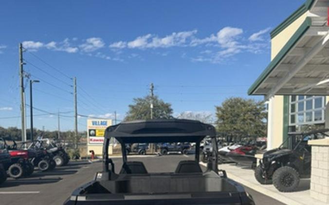 2026 Can-Am Commander XT 700