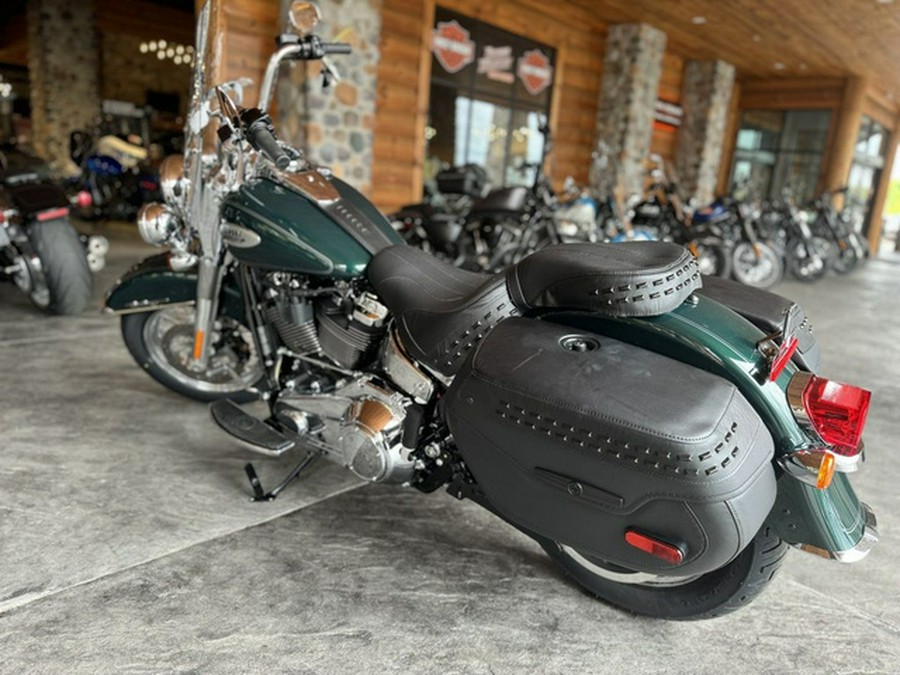 2024 Harley-Davidson Softail FLHCS - Heritage Classic