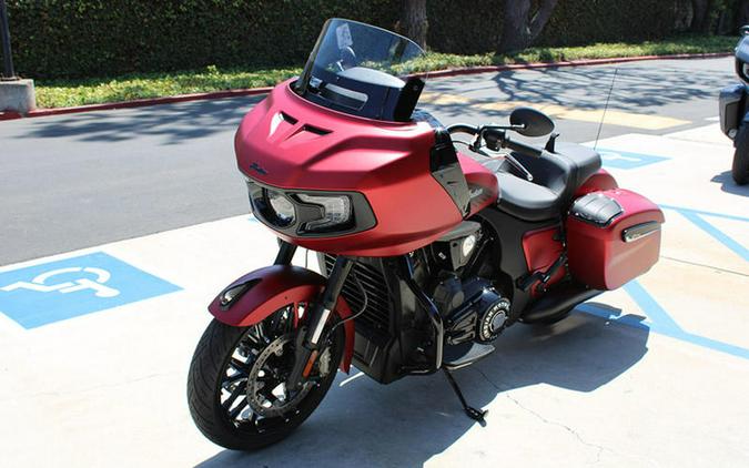 2024 Indian Motorcycle® Challenger® Dark Horse® w/PowerBand Audio Pkg Sunset Red Smoke