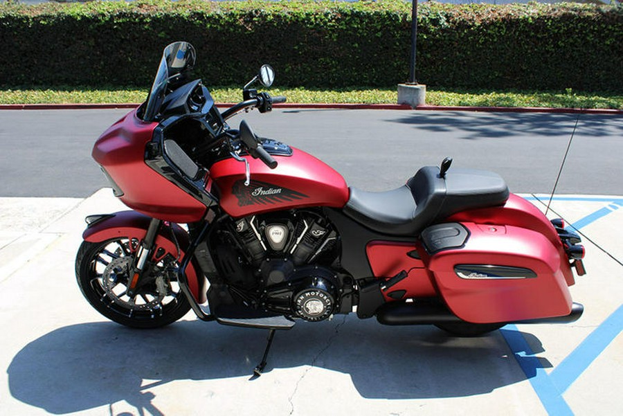 2024 Indian Motorcycle® Challenger® Dark Horse® w/PowerBand Audio Pkg Sunset Red Smoke