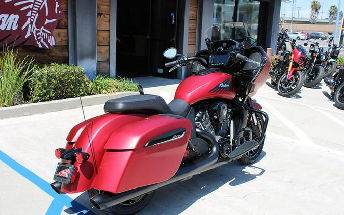 2024 Indian Motorcycle® Challenger® Dark Horse® w/PowerBand Audio Pkg Sunset Red Smoke