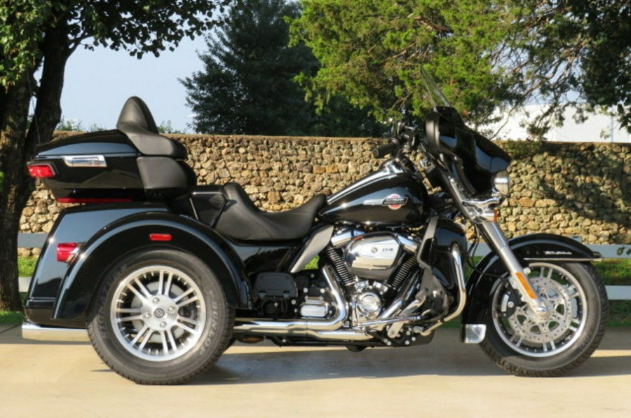 2024 Harley-Davidson® FLHTCUTG - Tri Glide® Ultra