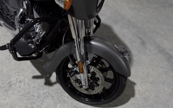 2020 Indian Motorcycle® Chieftain® Dark Horse® Thunder Black Smoke