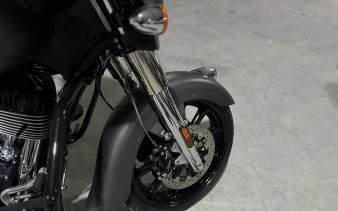 2020 Indian Motorcycle® Chieftain® Dark Horse® Thunder Black Smoke