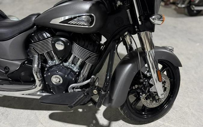 2020 Indian Motorcycle® Chieftain® Dark Horse® Thunder Black Smoke