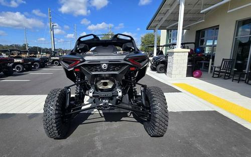 2026 Can-Am Maverick R MAX X Rc