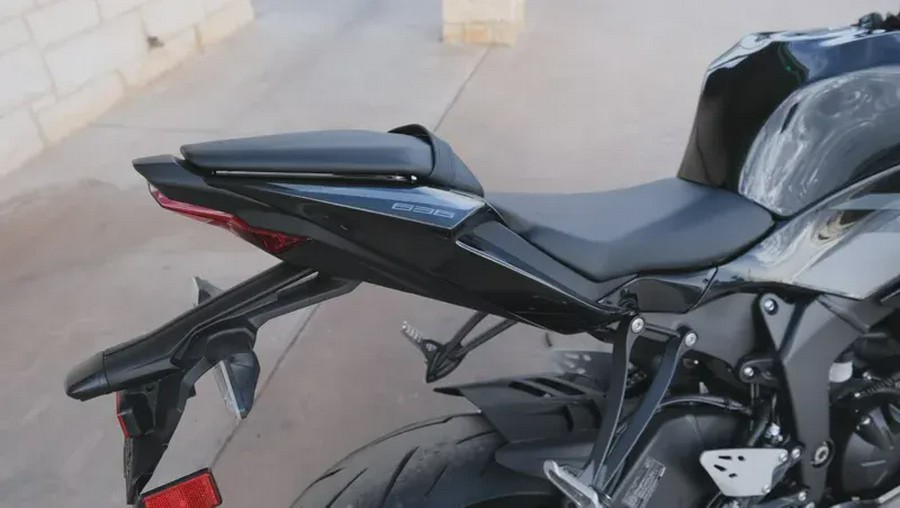 2026 KAWASAKI NINJA ZX6R