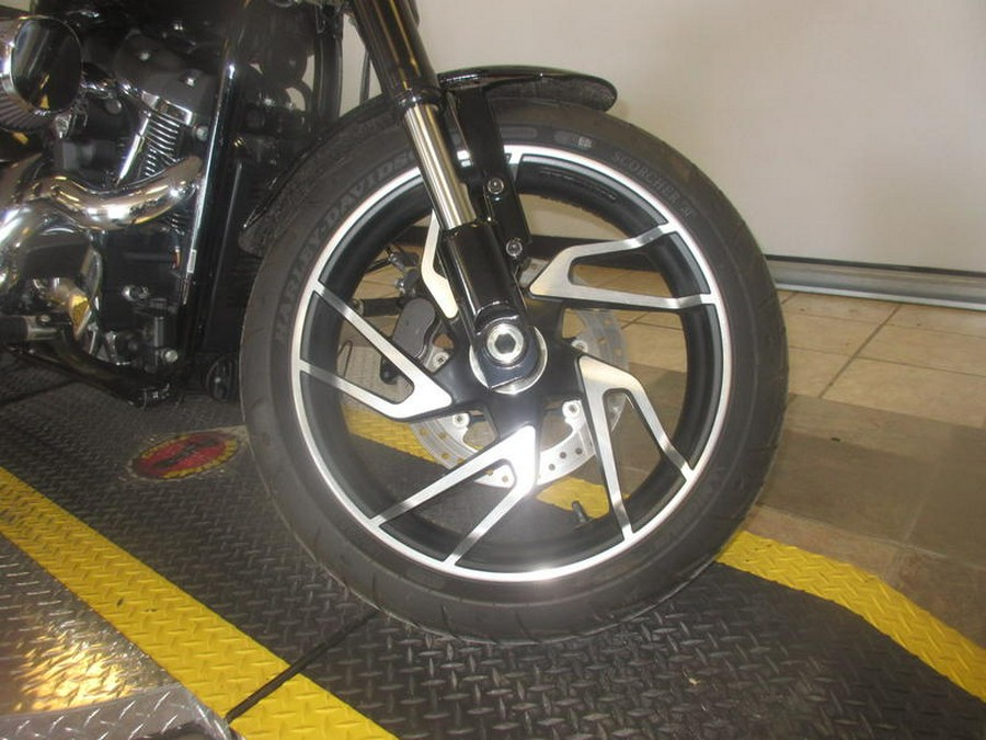 2019 Harley-Davidson® FLSB - Softail® Sport Glide®