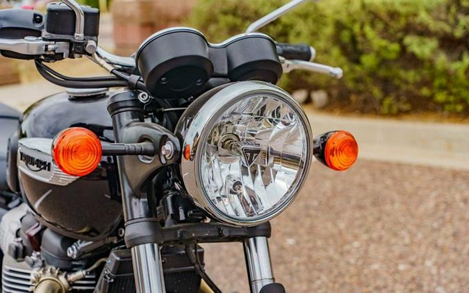 2022 Triumph Bonneville T100 Jet Black