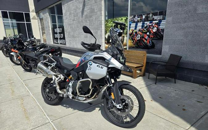 2024 BMW F900GSA