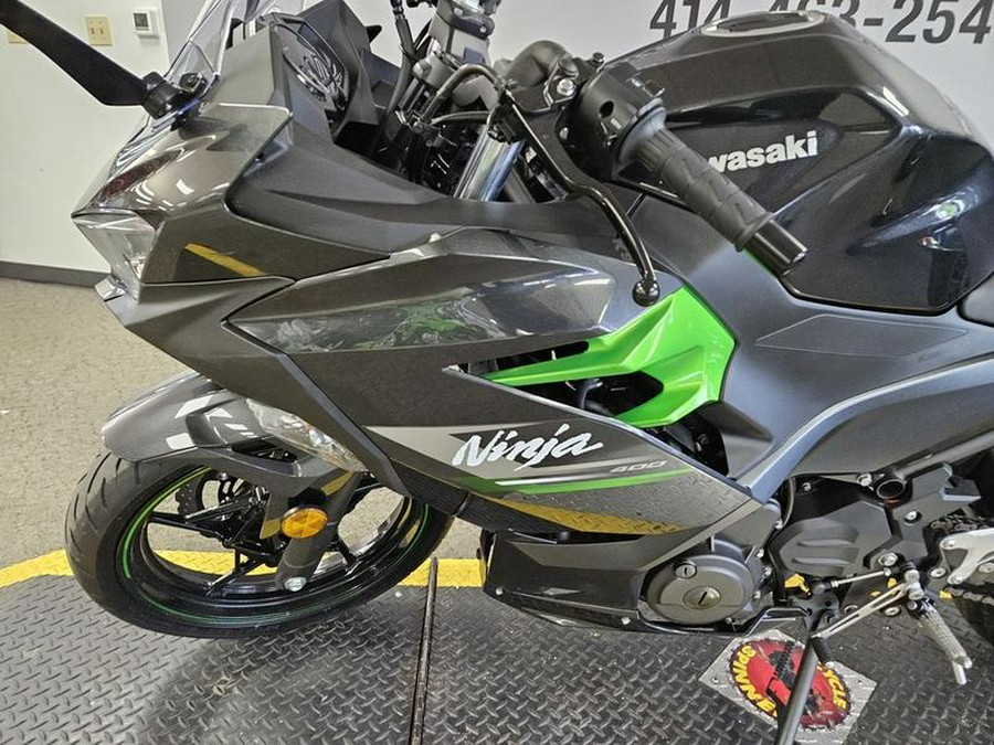 2023 Kawasaki Ninja® 400 Matrix Camo Gray/Metallic Matte Carbon Gray