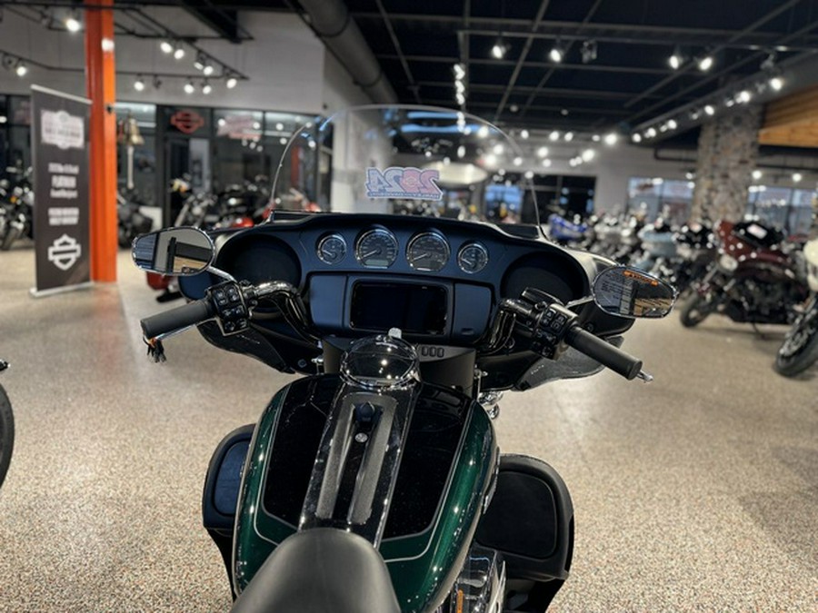 2024 Harley-Davidson Trike FLHTCUTG - Tri Glide Ultra