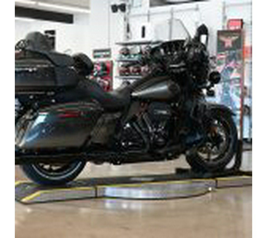 2018 Harley Davidson Street Glide Limited CVO