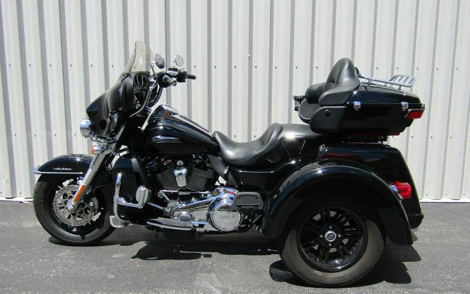 2021 Harley-Davidson® FLHTCUTG - Tri Glide® Ultra