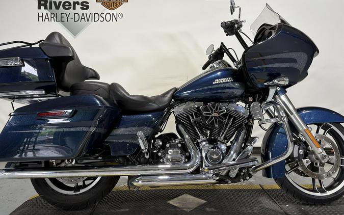 2016 Harley-Davidson® Road Glide® Special Custom Colour Cosmic Blue Pearl