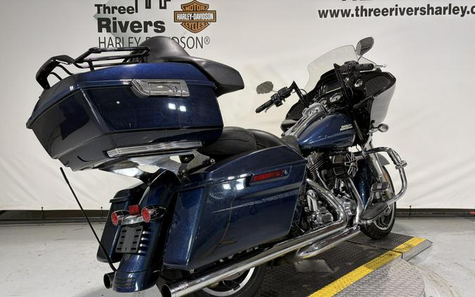 2016 Harley-Davidson® Road Glide® Special Custom Colour Cosmic Blue Pearl