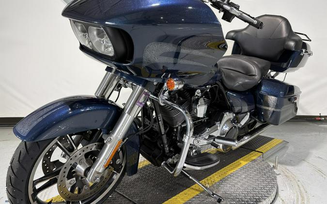 2016 Harley-Davidson® Road Glide® Special Custom Colour Cosmic Blue Pearl