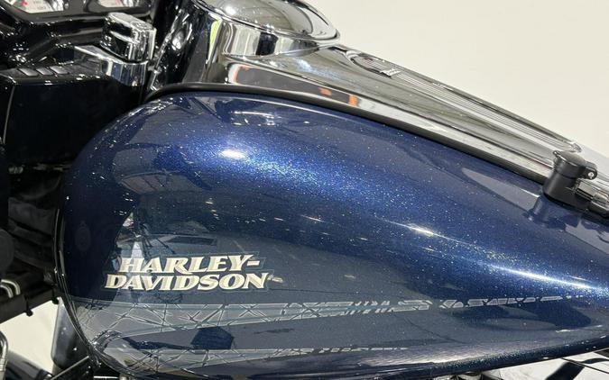 2016 Harley-Davidson® Road Glide® Special Custom Colour Cosmic Blue Pearl