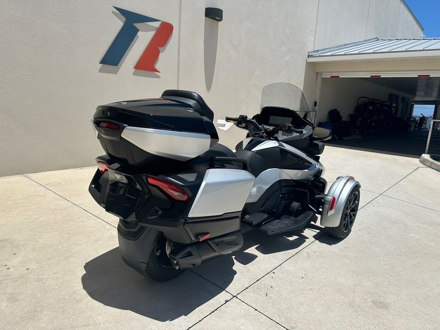 2024 Can-Am™ Spyder RT Limited