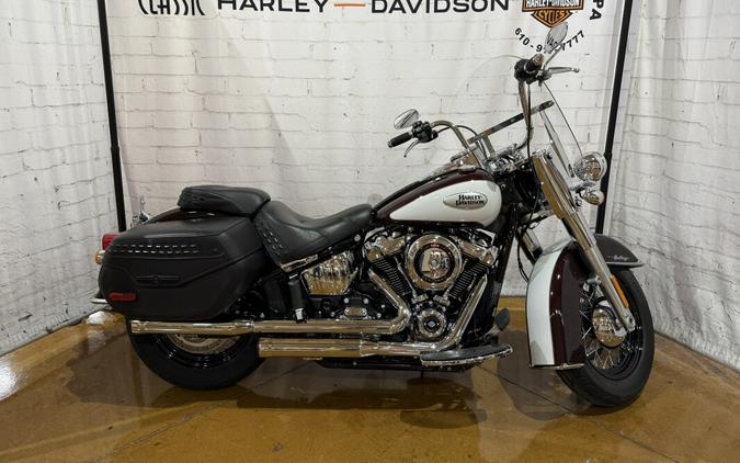 2021 Harley-Davidson Heritage Classic 107 FLHC Mdnght Crimson & Stone Washed White Pearl