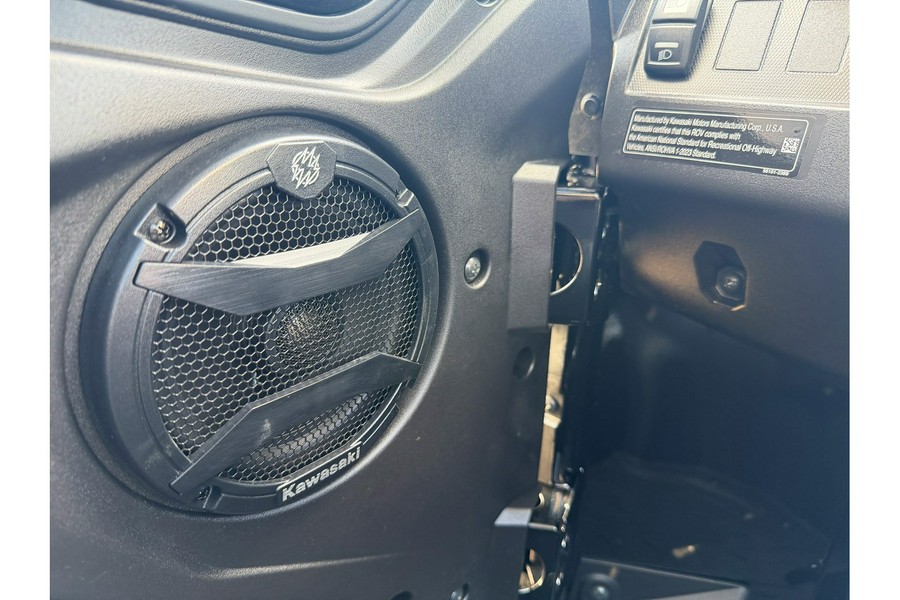 2026 Kawasaki Teryx® KRX™ 1000 Blackout Edition