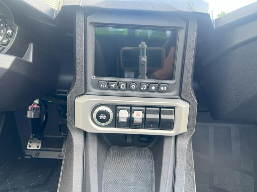 2025 Polaris Slingshot® Slingshot® SL AutoDrive Liquid Lime