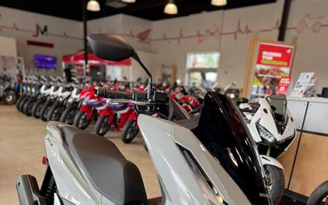 2025 Honda® PCX
