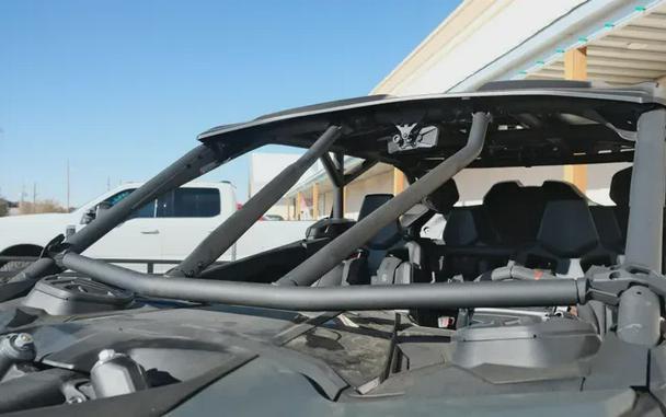 2026 CAN-AM MAVERICK R MAX X RC WITH SMARTSHOX 999T DCT