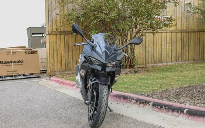 2026 KAWASAKI NINJA 500